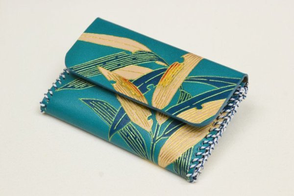 Hand-Painted Yuzen Leather Card Holder — Sasa (Blue)
