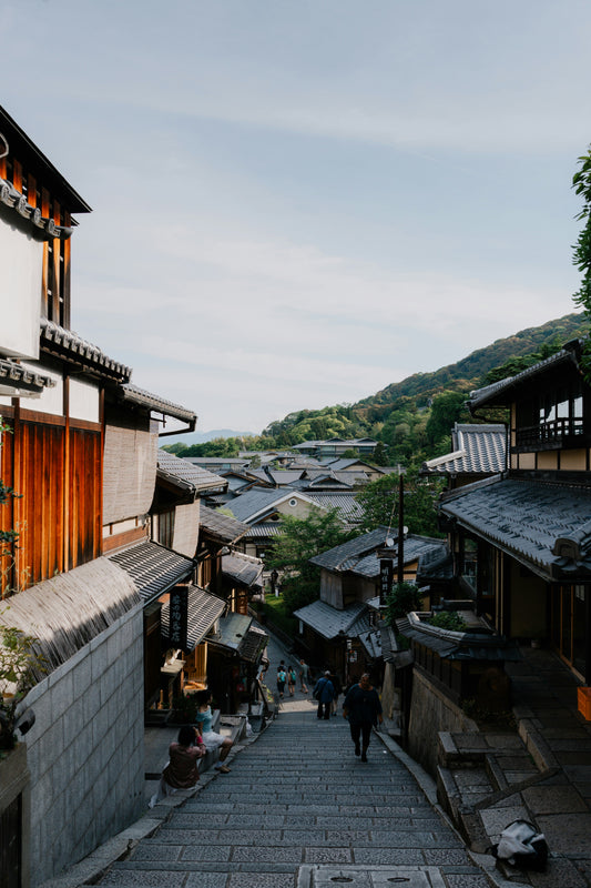 ✨ Discovering Kyoto at Dawn: A Quiet Prelude to the Day