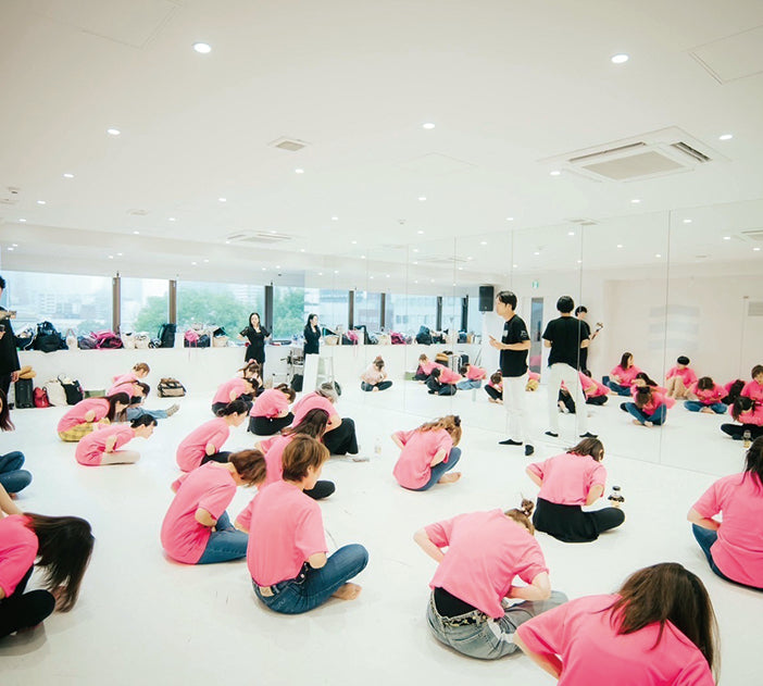 Discover the Art of Japanese Tea Ceremony By Urasenke Professor So-ko Nonaka and Meditation workout  Experience