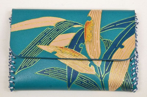 Hand-Painted Yuzen Leather Card Holder — Sasa (Blue)